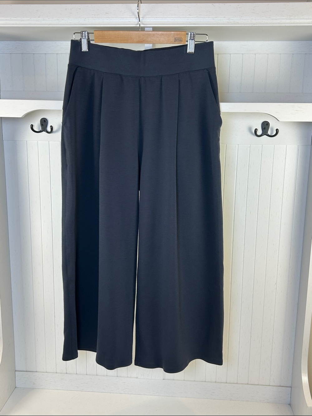 Lululemon Wide Leg Crop Pants Blue Gray Pull On Size 8
